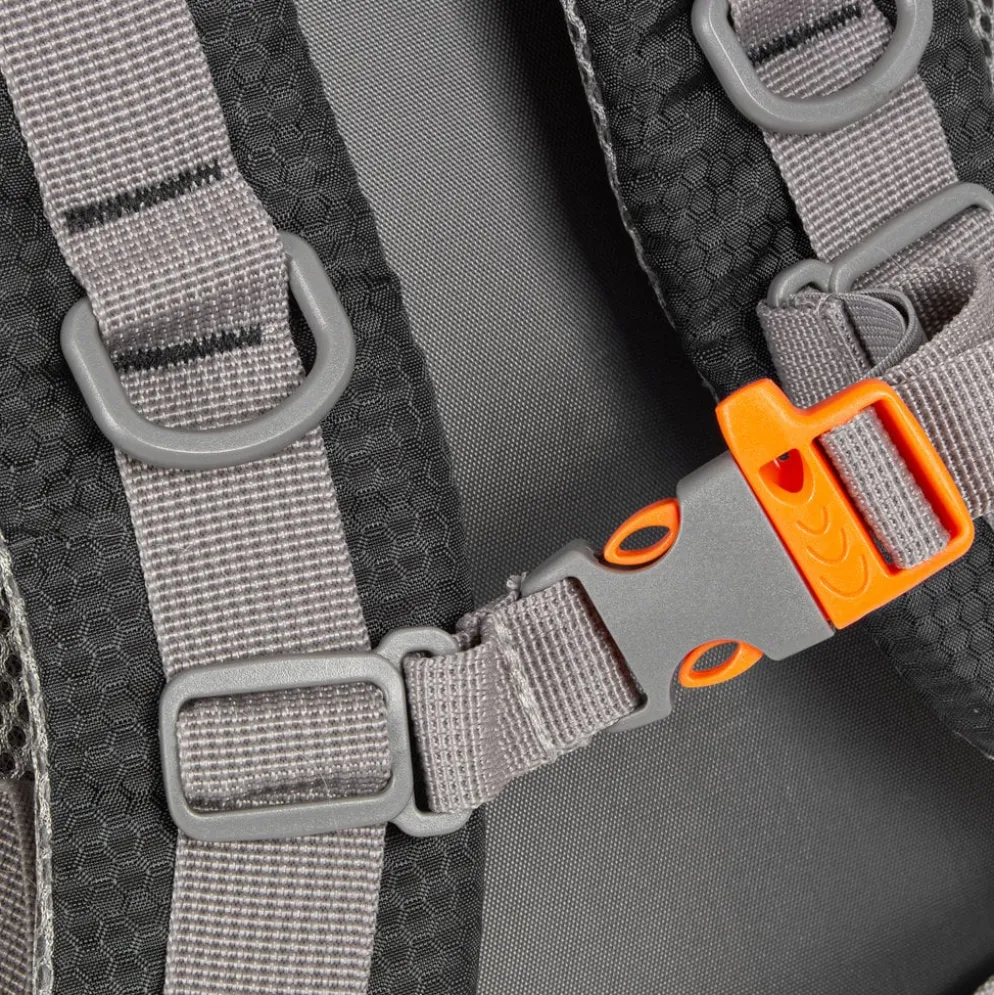 New Rebels ® Kinley - Rugtas - Schooltas - Vrijetijdstas - 28 Liter - Nylon - Zwart