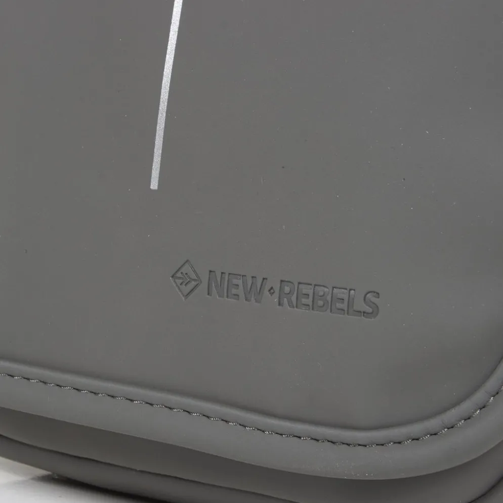 New Rebels ® Mart - Small - Flap - Schoudertas - Crossbody tas - Antraciet