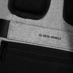New Rebels Boyan Chicago Grijs 9L Rugzak Gerecycled Nylon