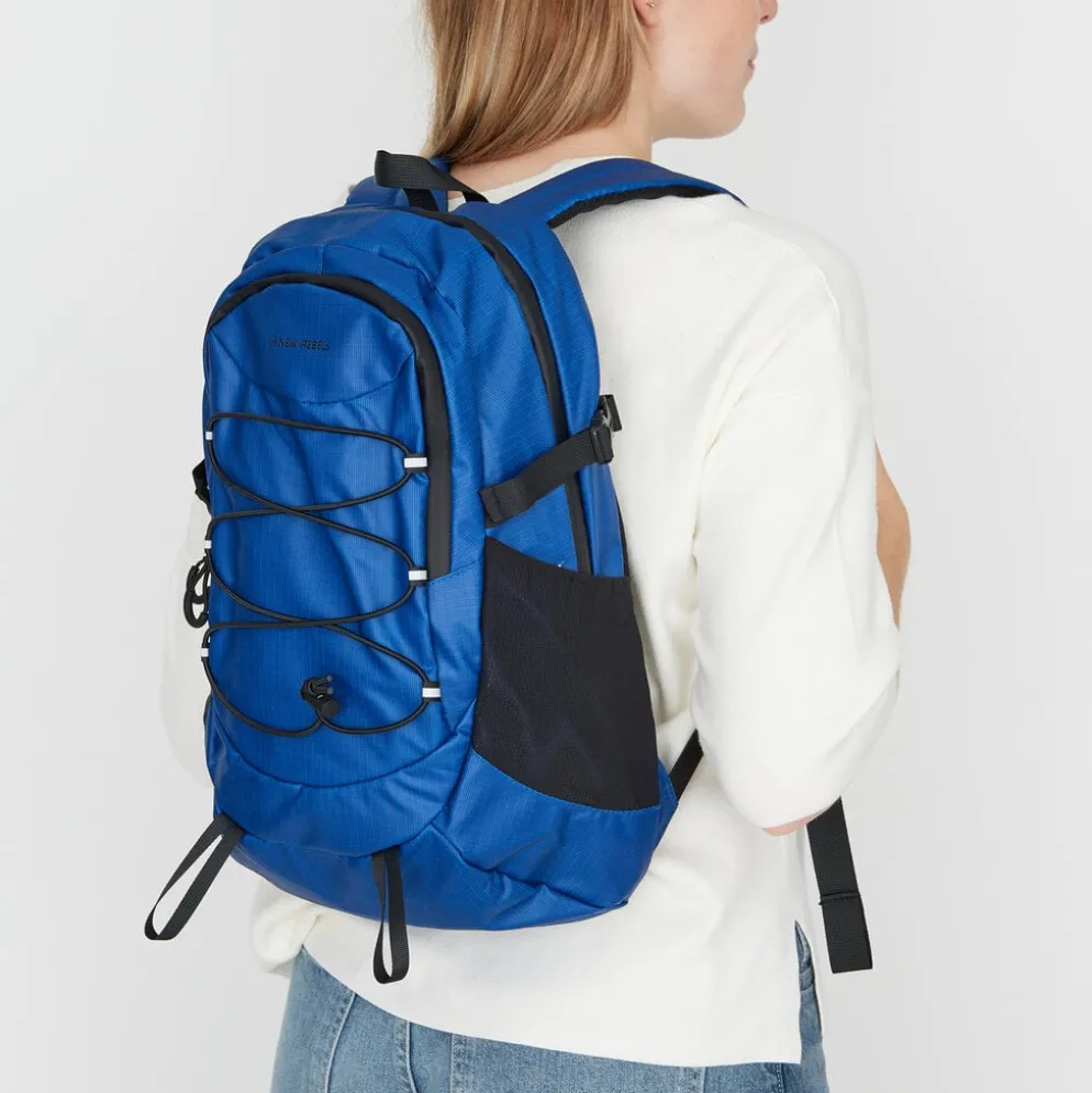 New Rebels Hugo Brentwood Waterdichte Lichte Rugzak Hiking Rugtas van 11 Liter Navy Blauw