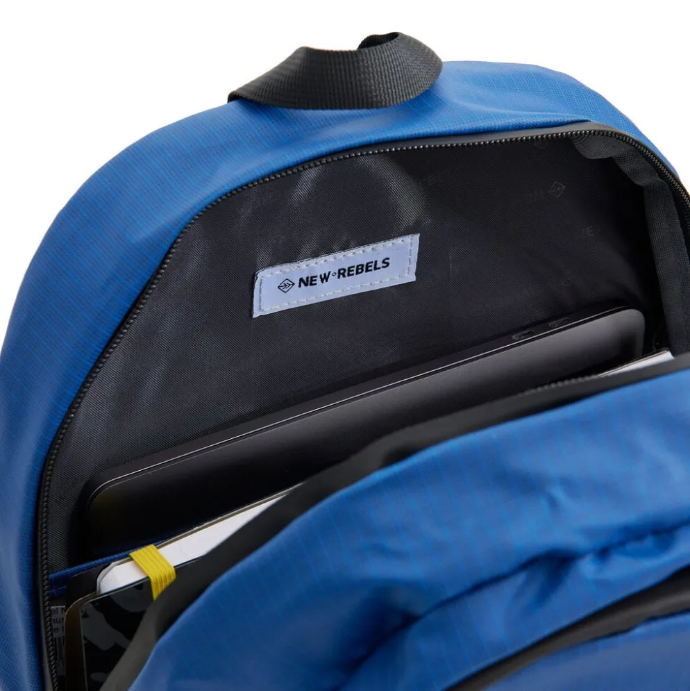 New Rebels Hugo Brentwood Waterdichte Lichte Rugzak Hiking Rugtas van 11 Liter Navy Blauw