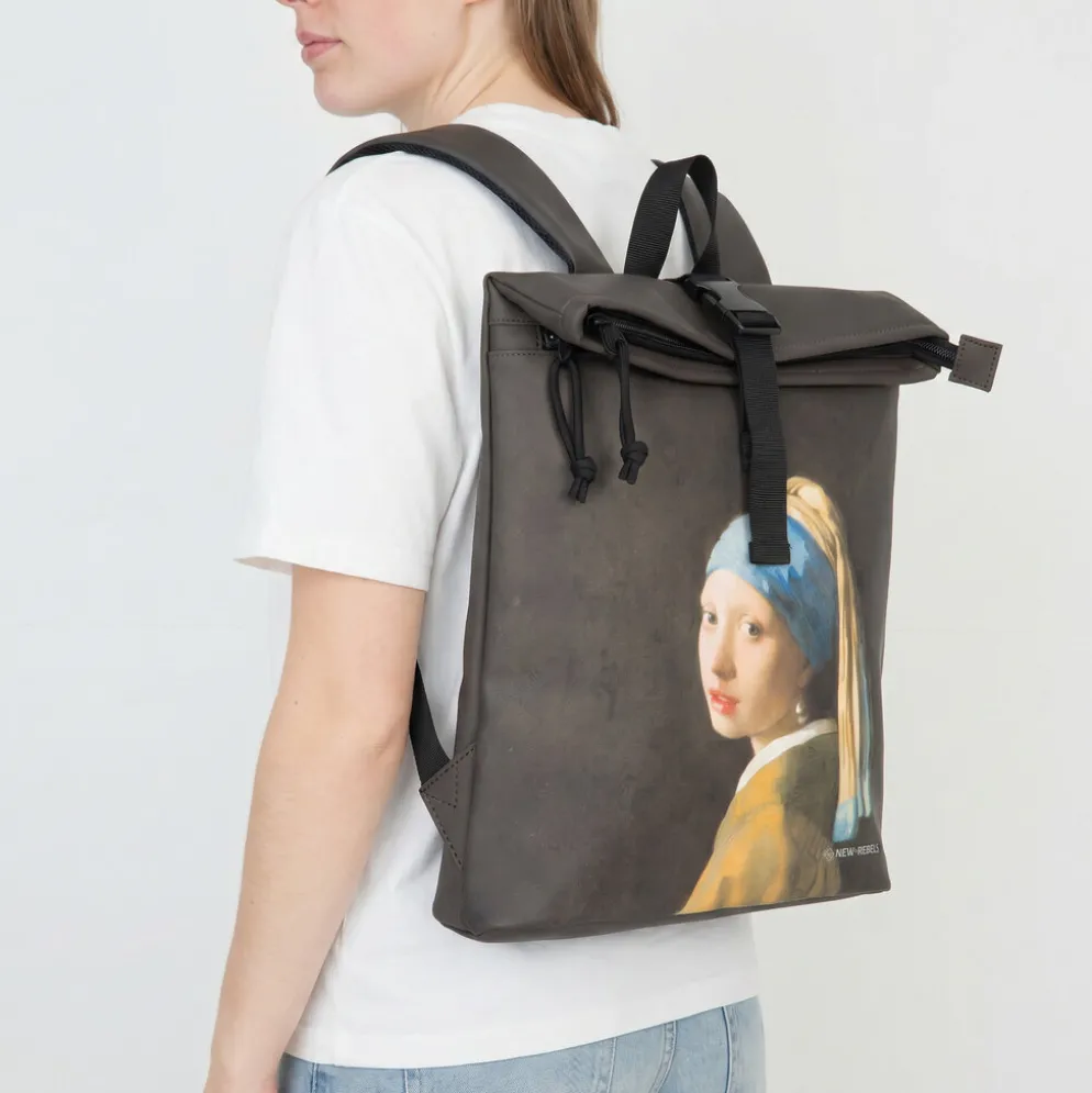 New Rebels Mart Art Los Angeles Pearl Girl Vermeer Rolltop Rugtas