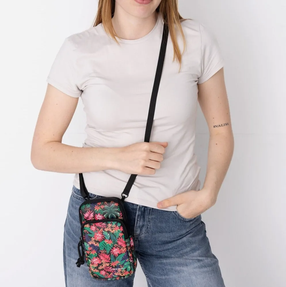 New Rebels Mart Arts - Astoria Phonepocket – Telefoontas -Flowerpower
