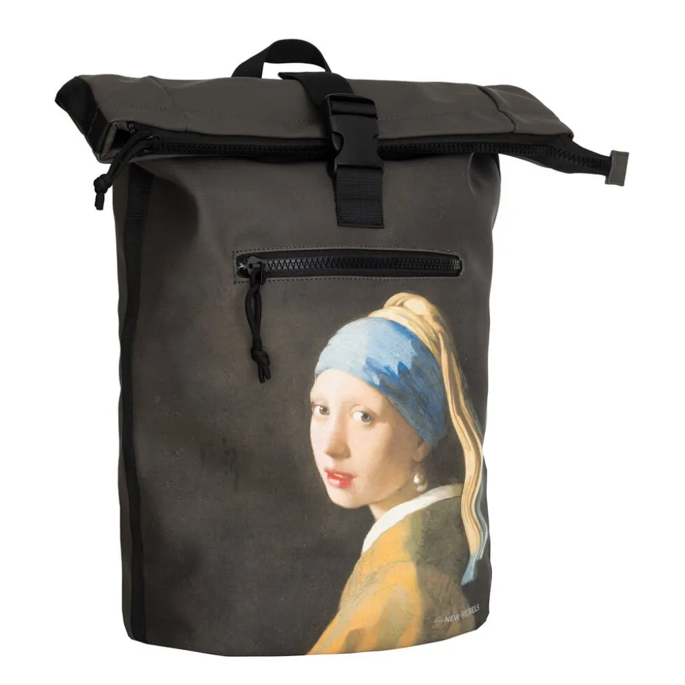 New Rebels Mart Arts – New York Parelmeisje Rolltop Rugzak 16L | Johannes Vermeer Waterafstotend Backpack