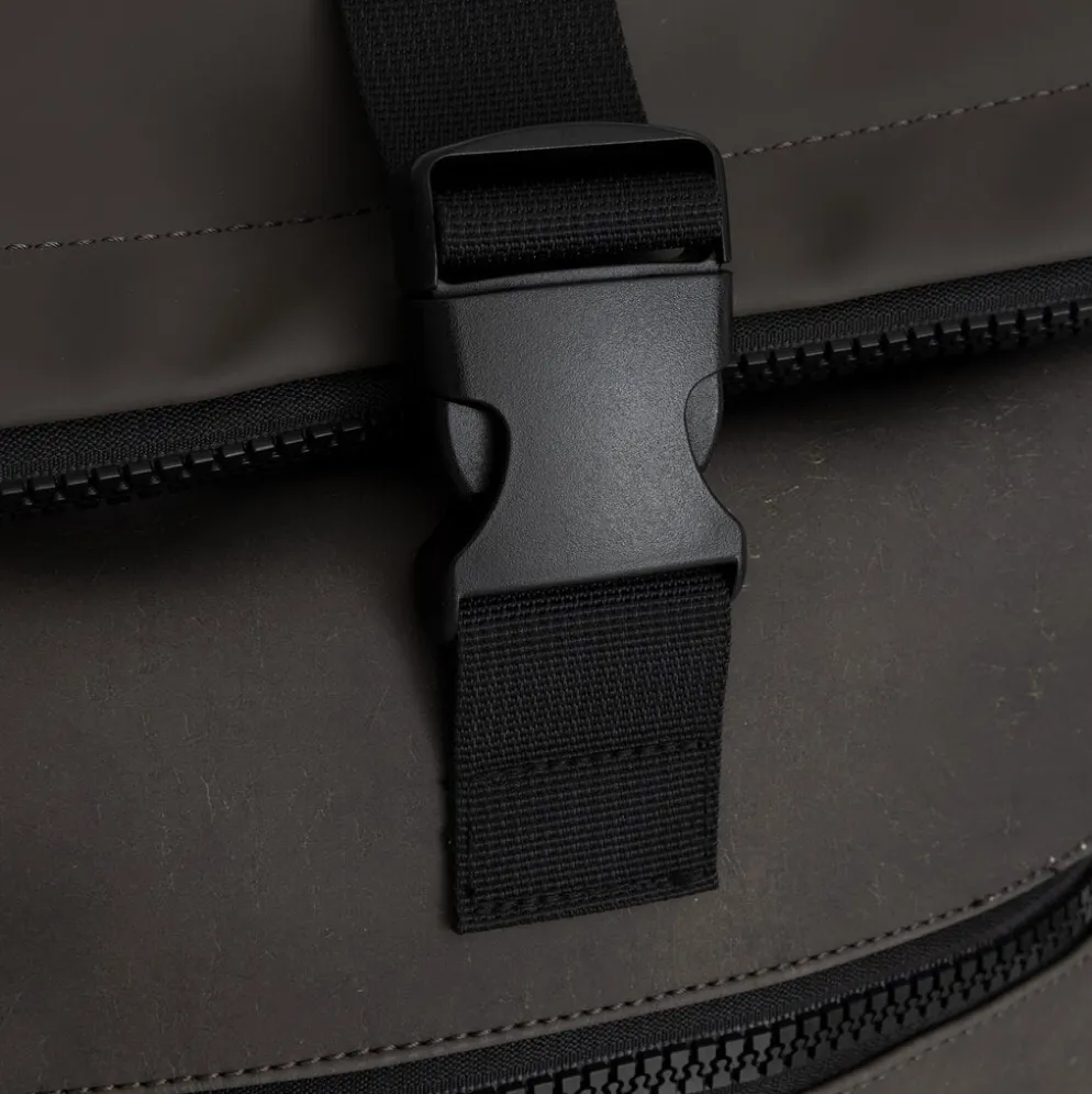 New Rebels Mart Arts – New York Parelmeisje Rolltop Rugzak 16L | Johannes Vermeer Waterafstotend Backpack