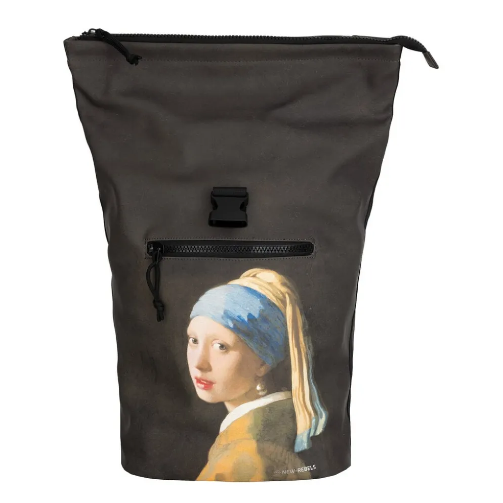 New Rebels Mart Arts – New York Parelmeisje Rolltop Rugzak 16L | Johannes Vermeer Waterafstotend Backpack