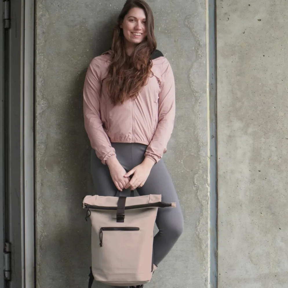 New Rebels Mart New York Oudroze 21L Rugtas Rolltop Waterafstotend Laptop 15.6"