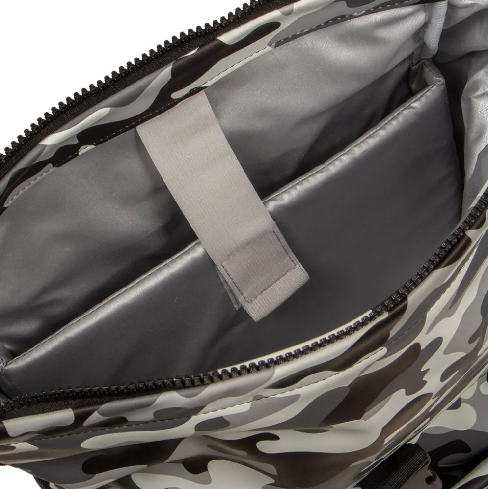New Rebels Mart New York Camouflage Army 21L Rugtas Rolltop Waterafstotend Laptop 15.6"