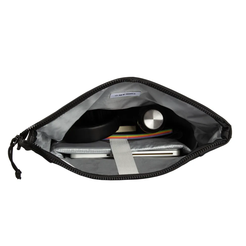 New Rebels Mart New York Zwart 21L Rugzak Rolltop Waterafstotend Laptop 15.6"