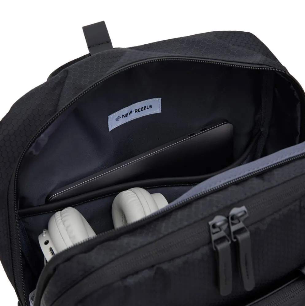 New Rebels Trondheim Rugzak – Laptop Rugtas 15,6 inch – Schooltas & Werktas – Waterafstotend – 18L – Nylon/PU – Zwart
