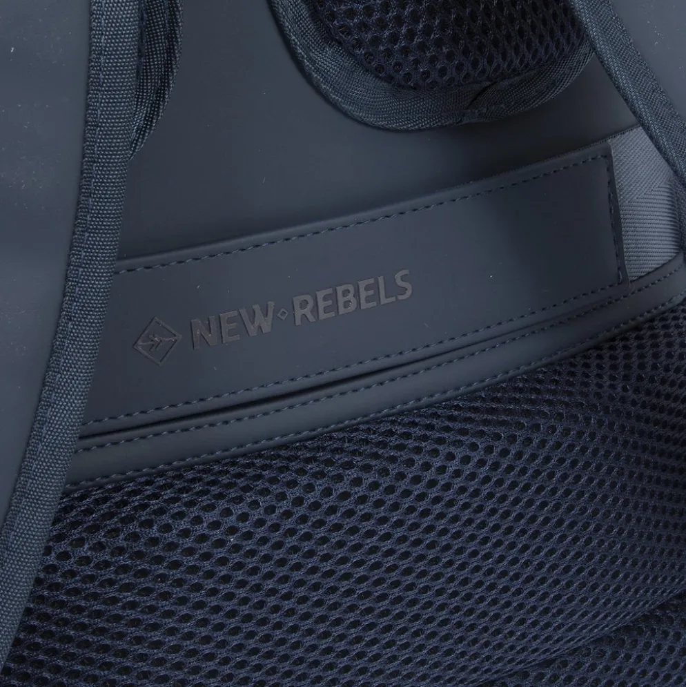 New Rebels William Milwaukee Navy 18L Rugzak Waterafstotend Laptop 15.6"