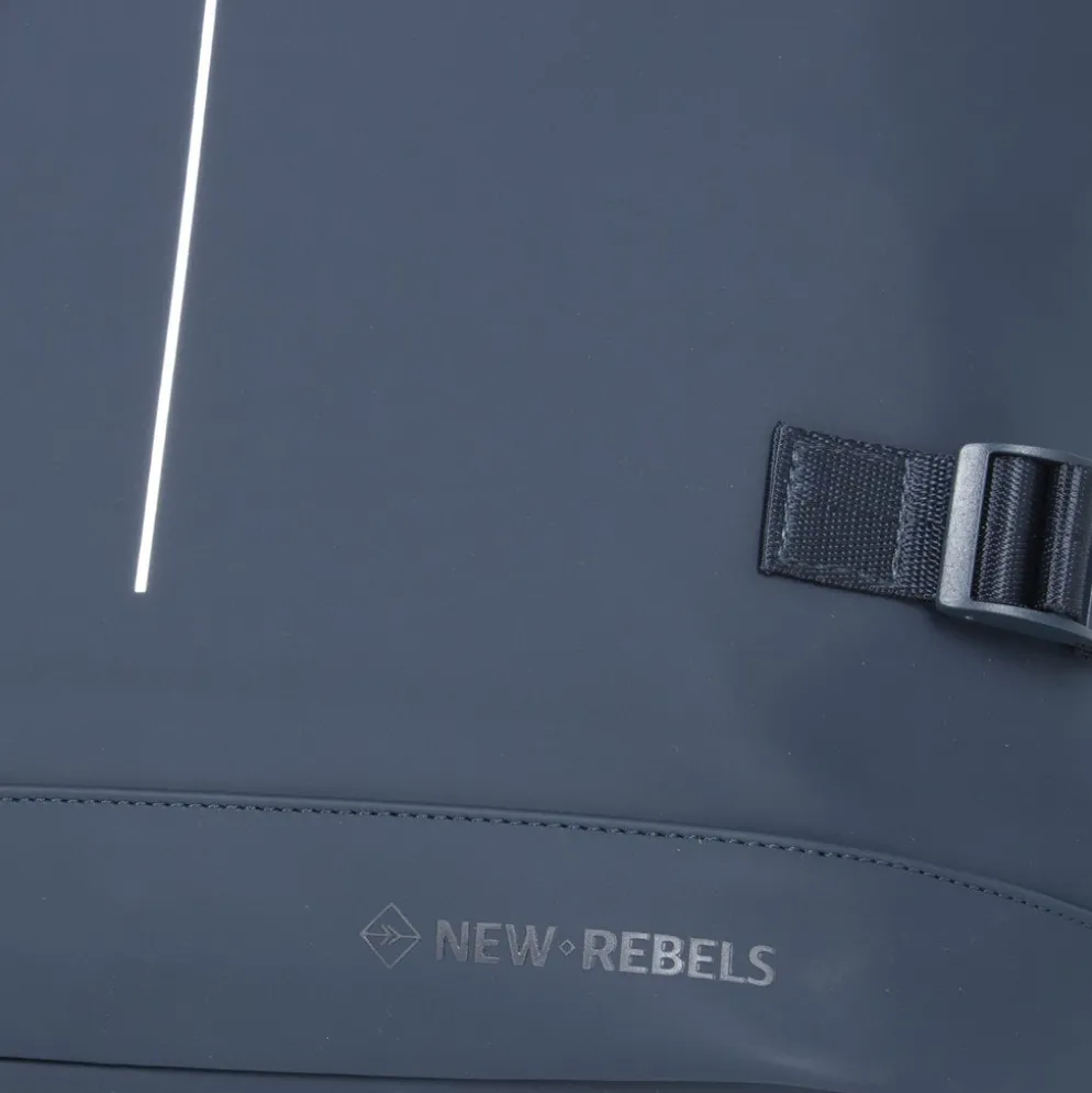 New Rebels William Riverside Navy 19L Rugzak Waterafstotend Laptop 15.6"